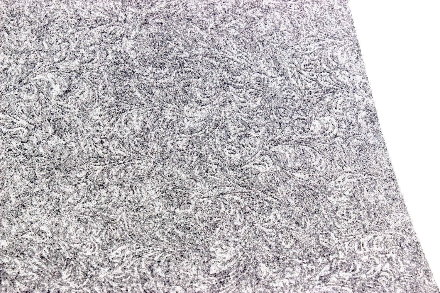 Felt table runner greyish (embossed)